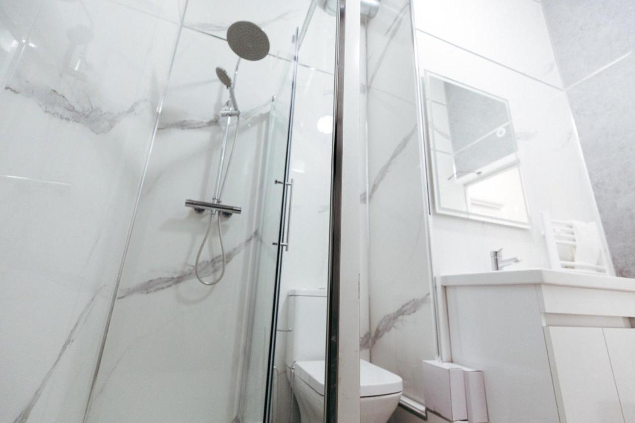 Stylish Comfort In London フィンチリー エクステリア 写真